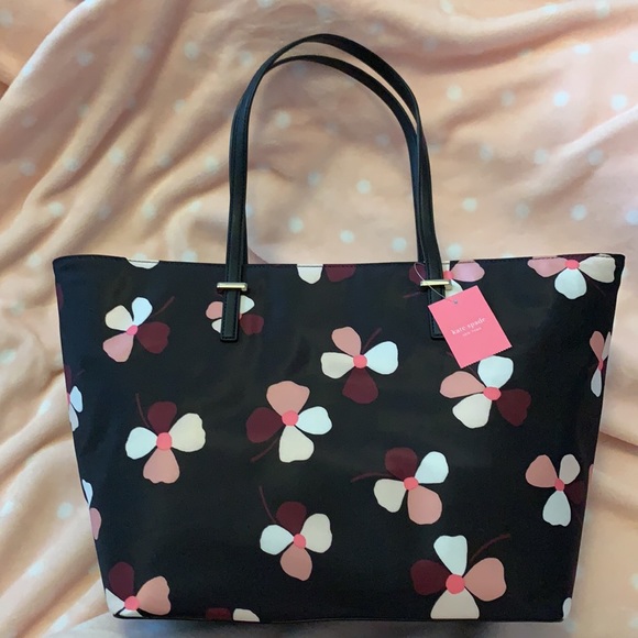 KATE SPADE Coming Soon! - Picture 2 of 3